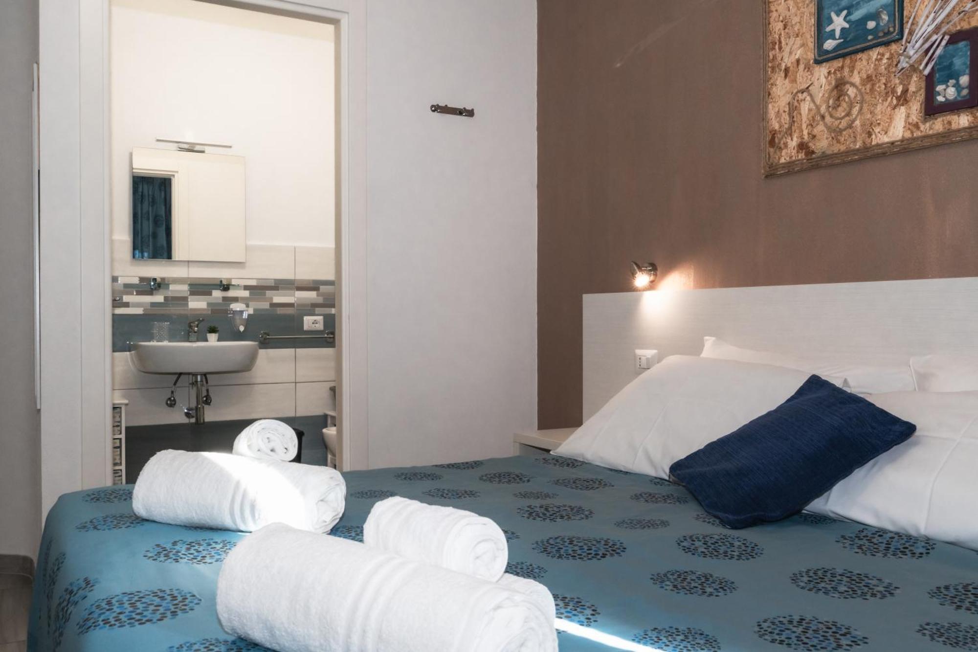 Caletta Sul Mare Hotel La Caletta Eksteriør billede